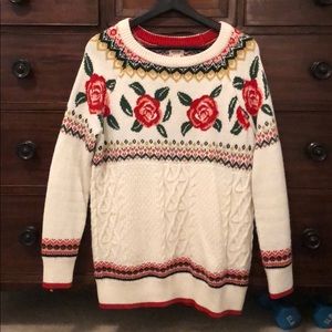SOLD - Nordic Rose sweater 🌹
